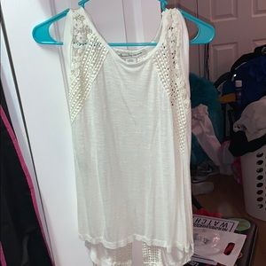 AMERICANRAG Cute Back White Knitted Tank (XS)